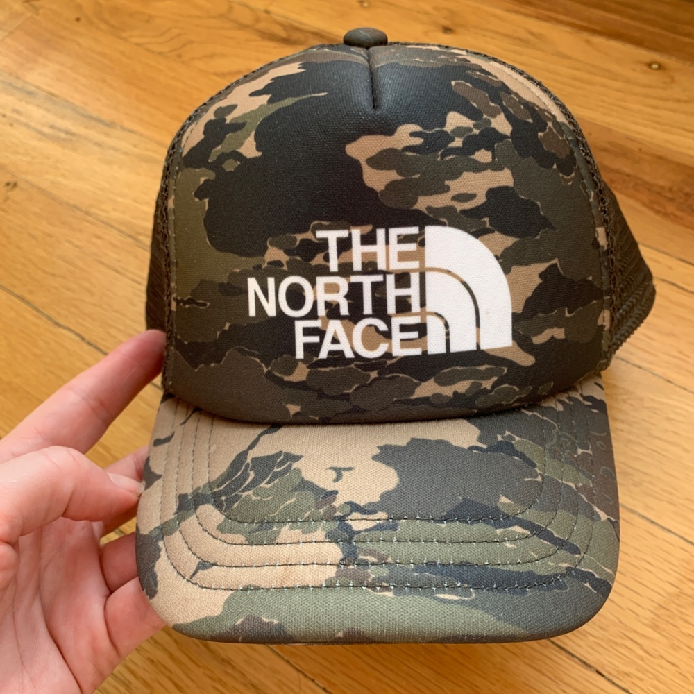Kid Northface hat, toddler size, 4-5T